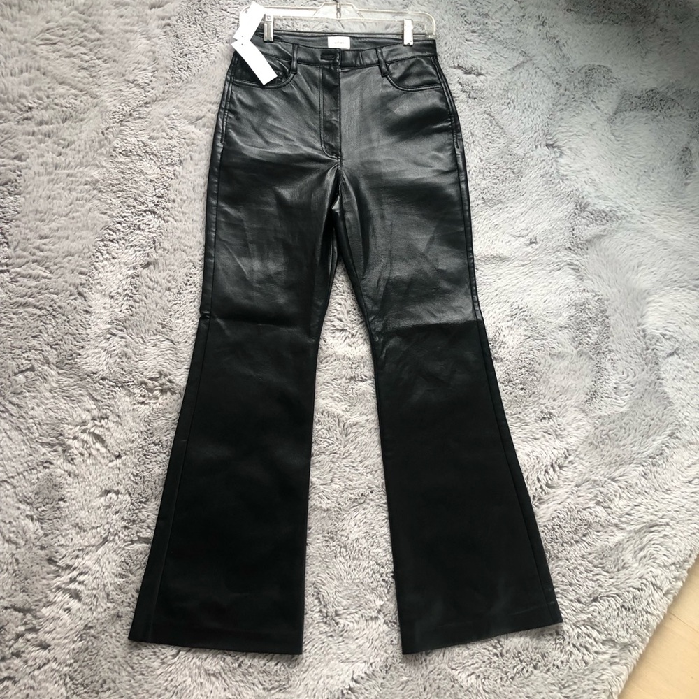 Aritzia Wilfred Melina Flare Pant